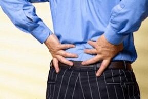Rückenschmerzen mit lumbaler Osteochondrose